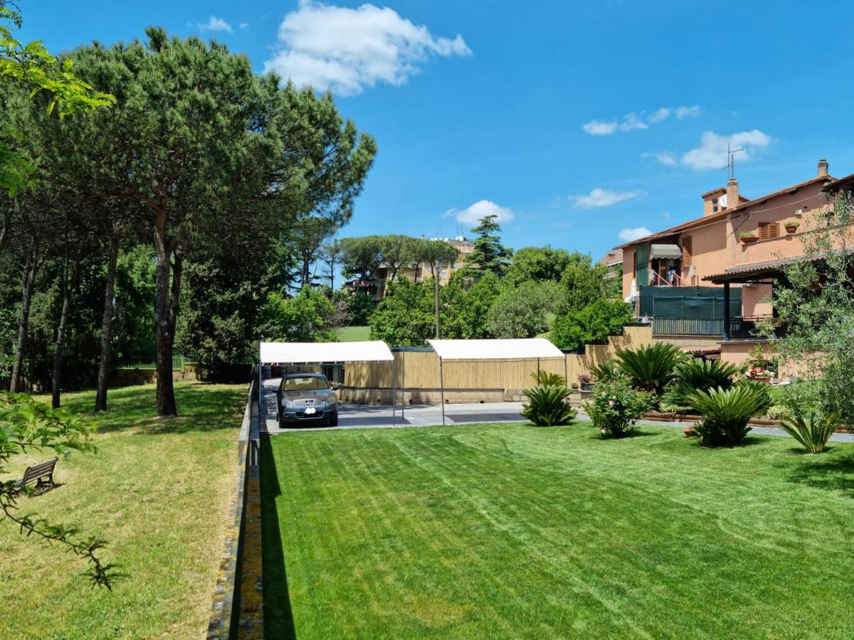 Il Casale Nel Parco Guesthouse Rom Exteriör bild