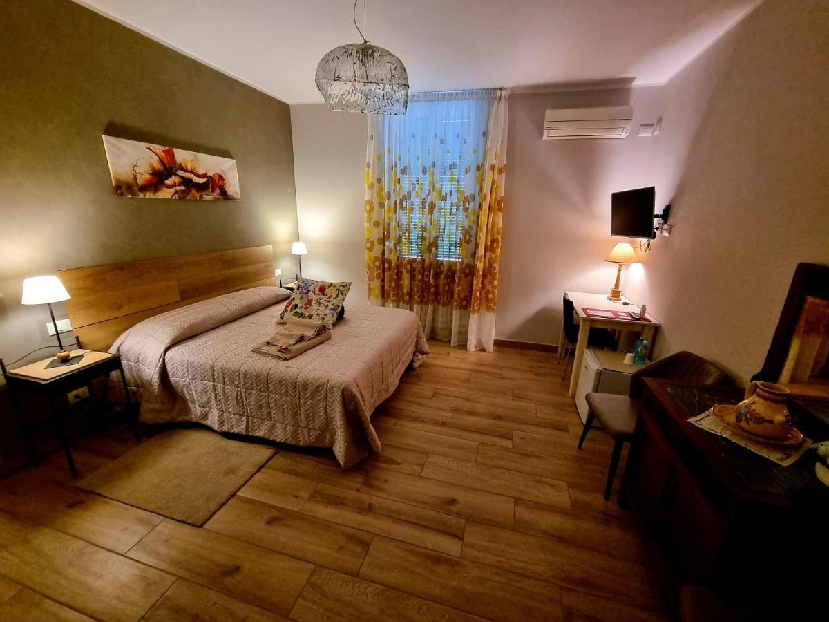 Il Casale Nel Parco Guesthouse Rom Exteriör bild